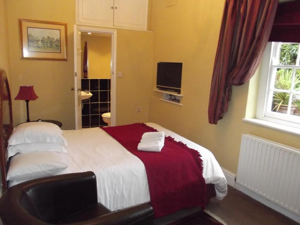 Harmondsworth Hall Guest House ウェストドライトン 部屋 写真