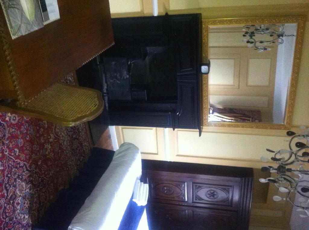 Harmondsworth Hall Guest House ウェストドライトン 部屋 写真